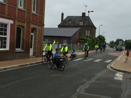 Cyclists and handcyclists in France